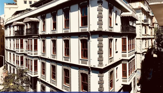 DeCamondo Galata